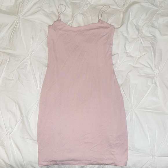Aritzia Dresses & Skirts - Aritzia Wilfred Free Light Pink Bodycon Dress